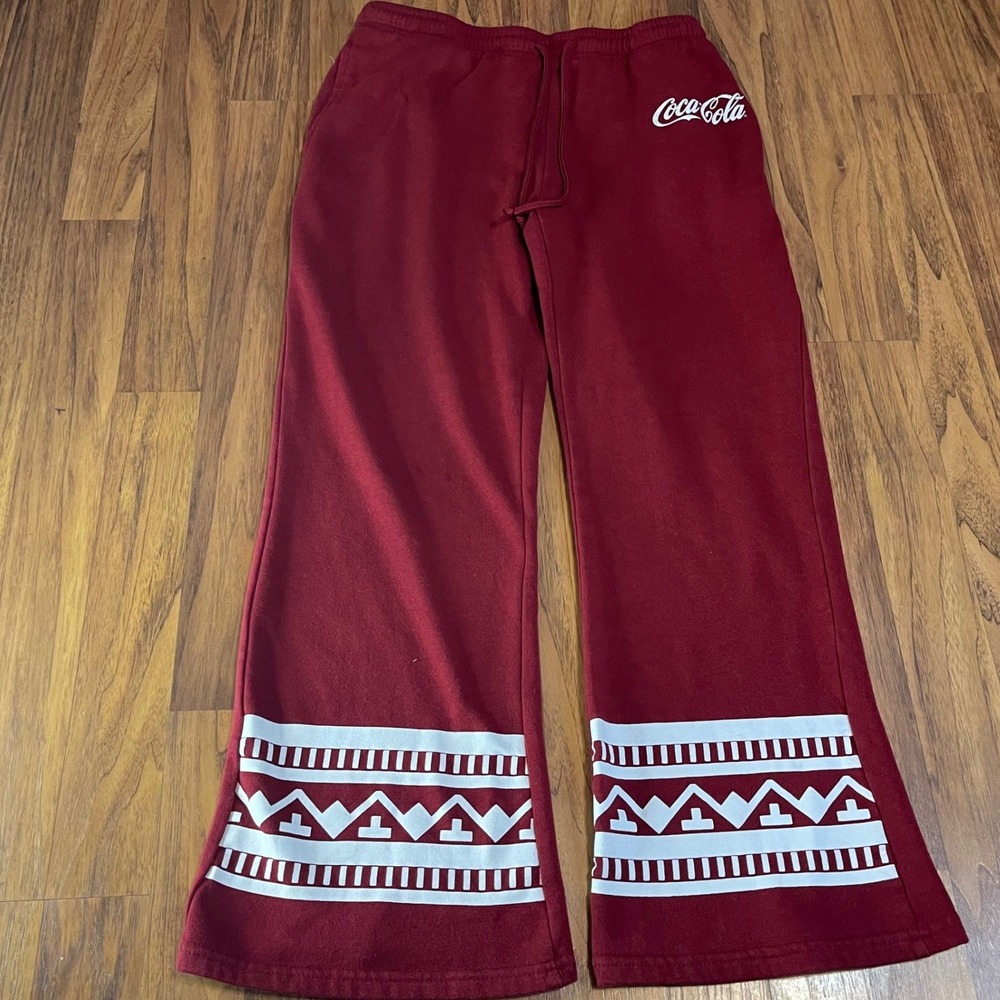 Coca-Cola Sweatpants Medium Womens Burgundy Wide Leg Graphic Logo Fleece Pants